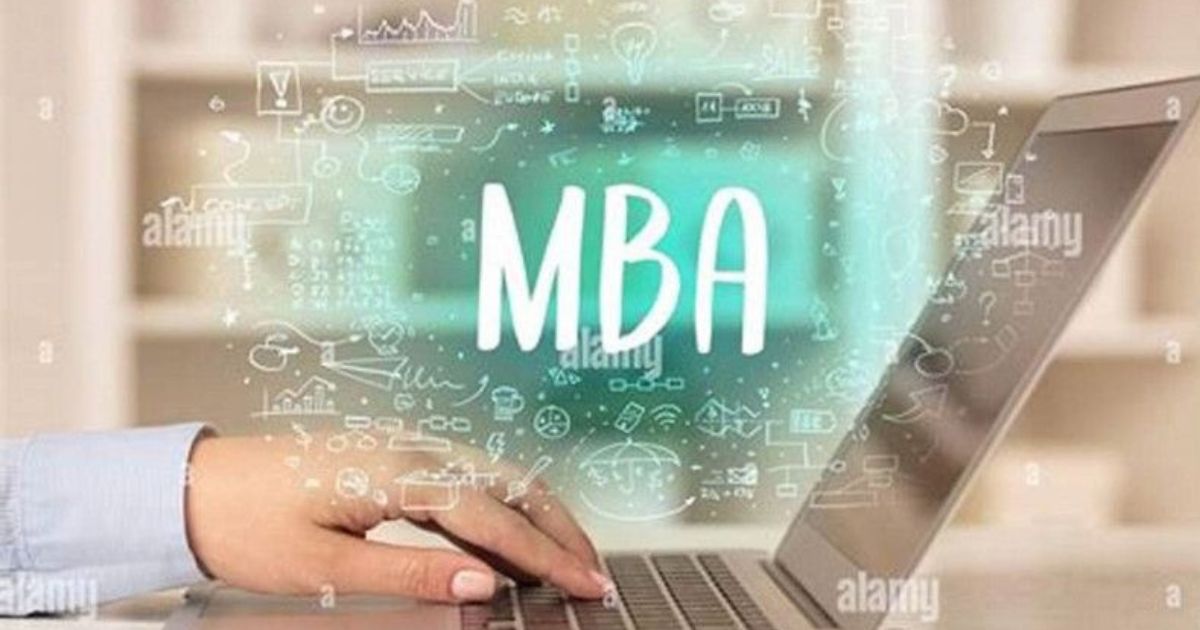 How to Choose the Right Online MBA Program